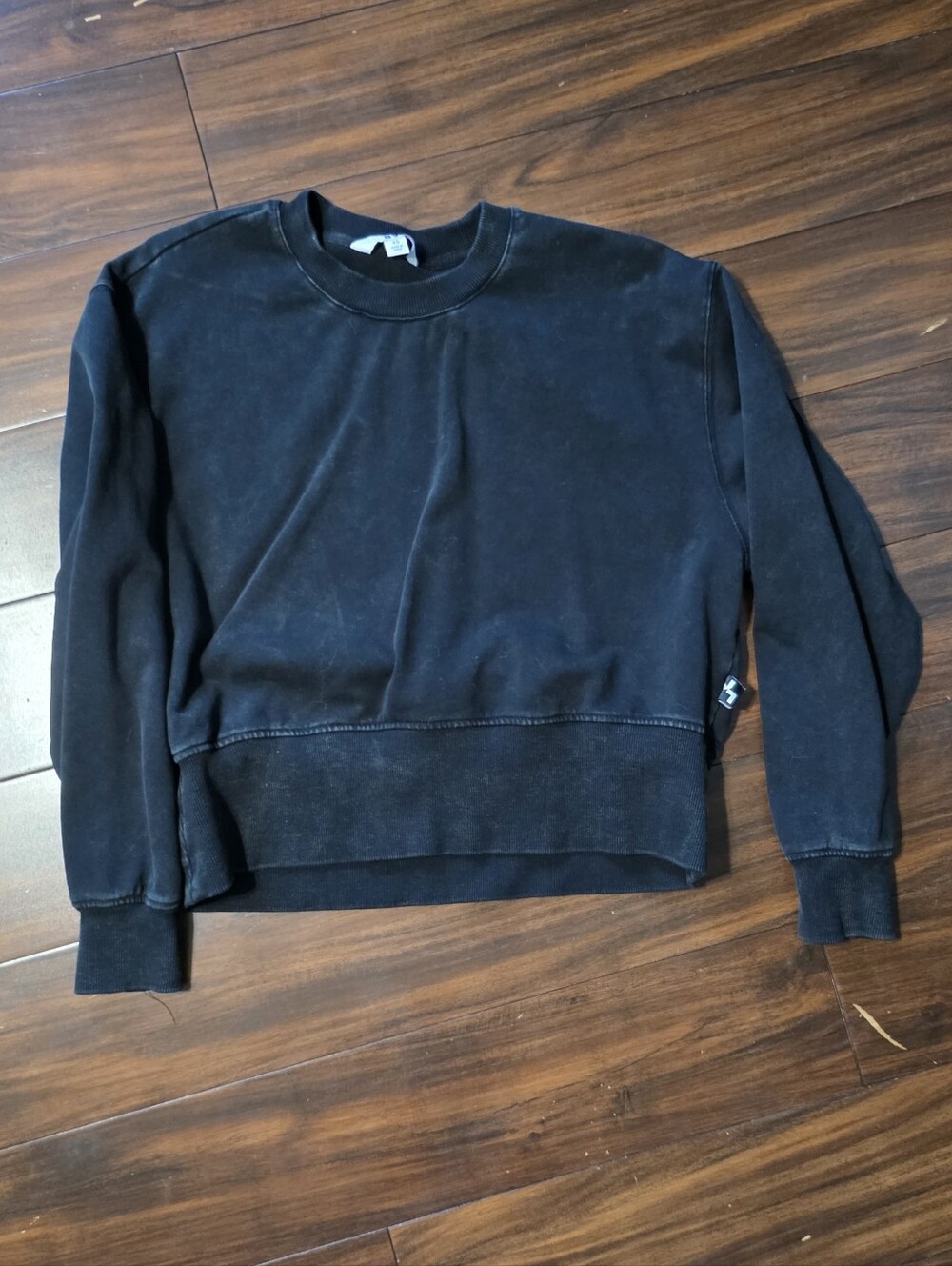 Black Crewneck Sweatshirt